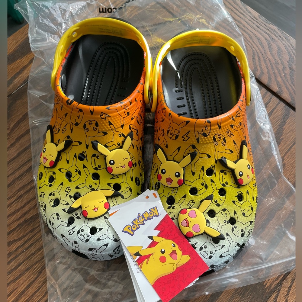 Pokémon crocs